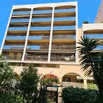 Beautiful 1 Bedroom Flat * 니스