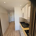 아파트 Beautiful 1 Bedroom Flat *