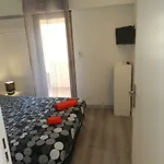 Beautiful 1 Bedroom Flat 아파트