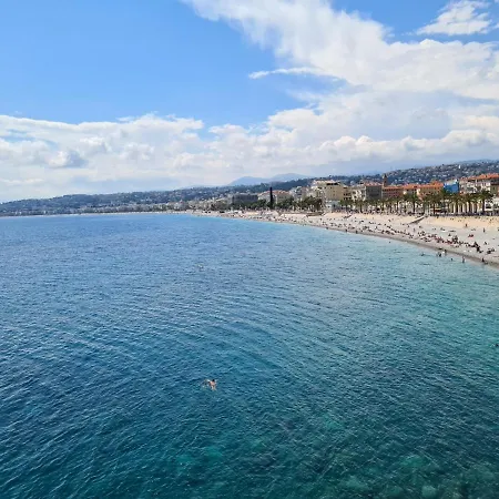 Apartment Beautiful 1 Bedroom Flat *