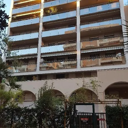 Beautiful 1 Bedroom Flat Apartment *