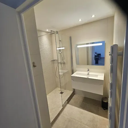 Beautiful 1 Bedroom Flat *